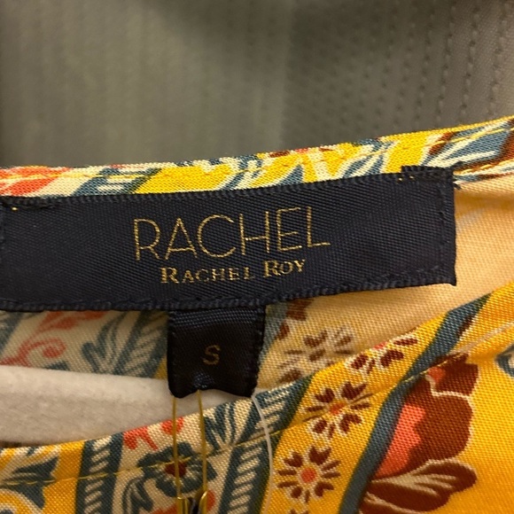 RACHEL Rachel Roy Gold Top, Size Small NWT86 - Picture 5 of 7